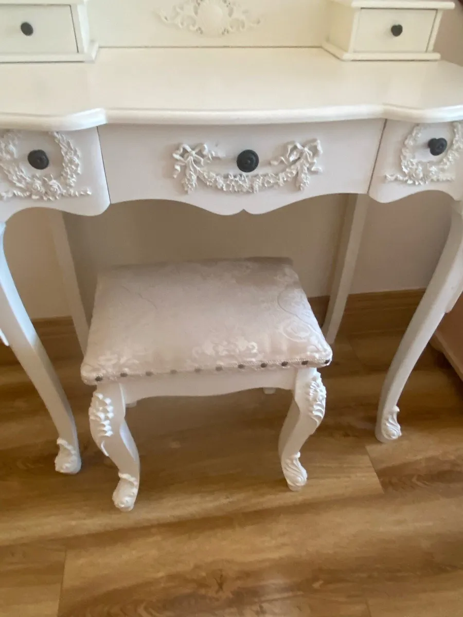 Quality Dressing Table & Stool - Image 2