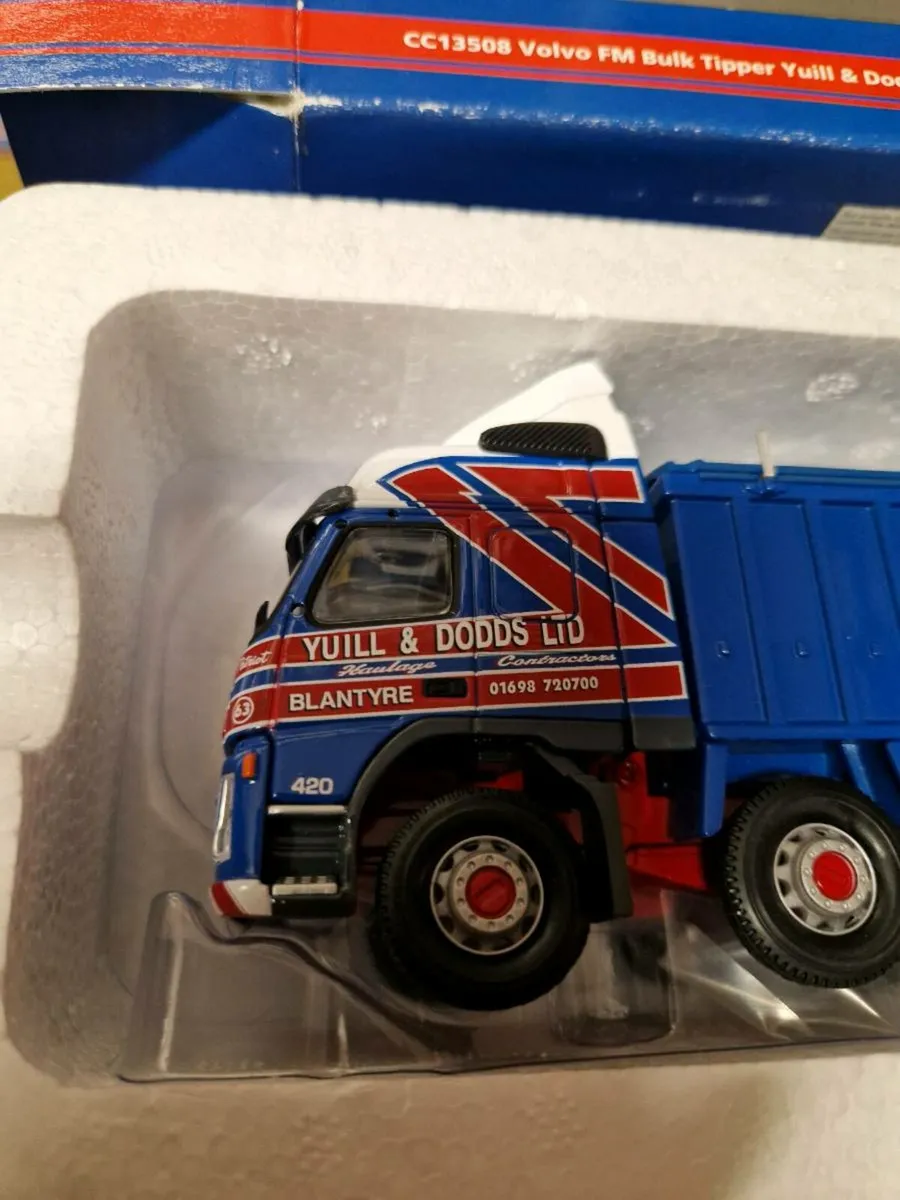 Corgi Volvo Tipper Truck 1.50 - Image 3