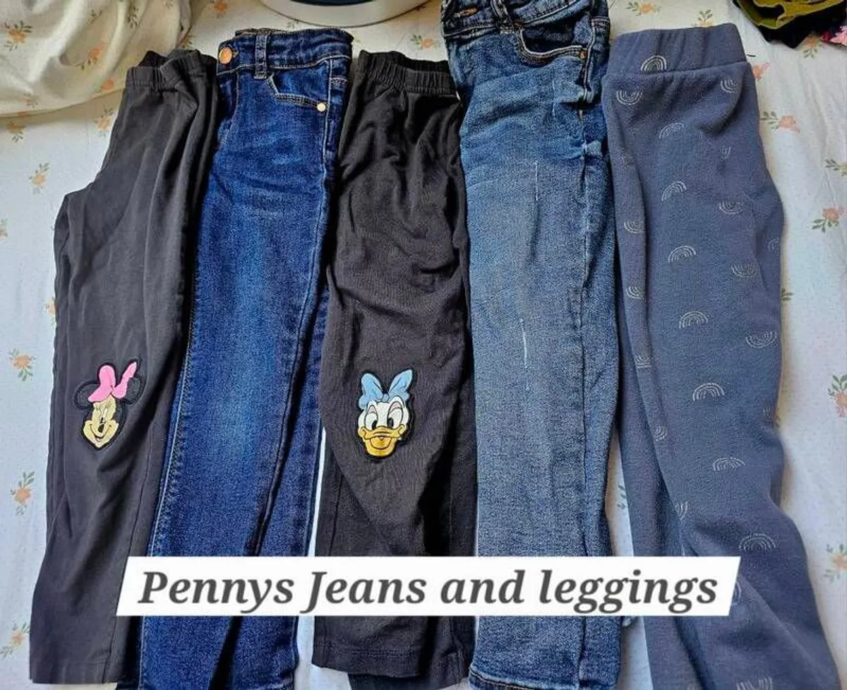 Girls basics winter bundle sizes 5 to 6 - Image 4