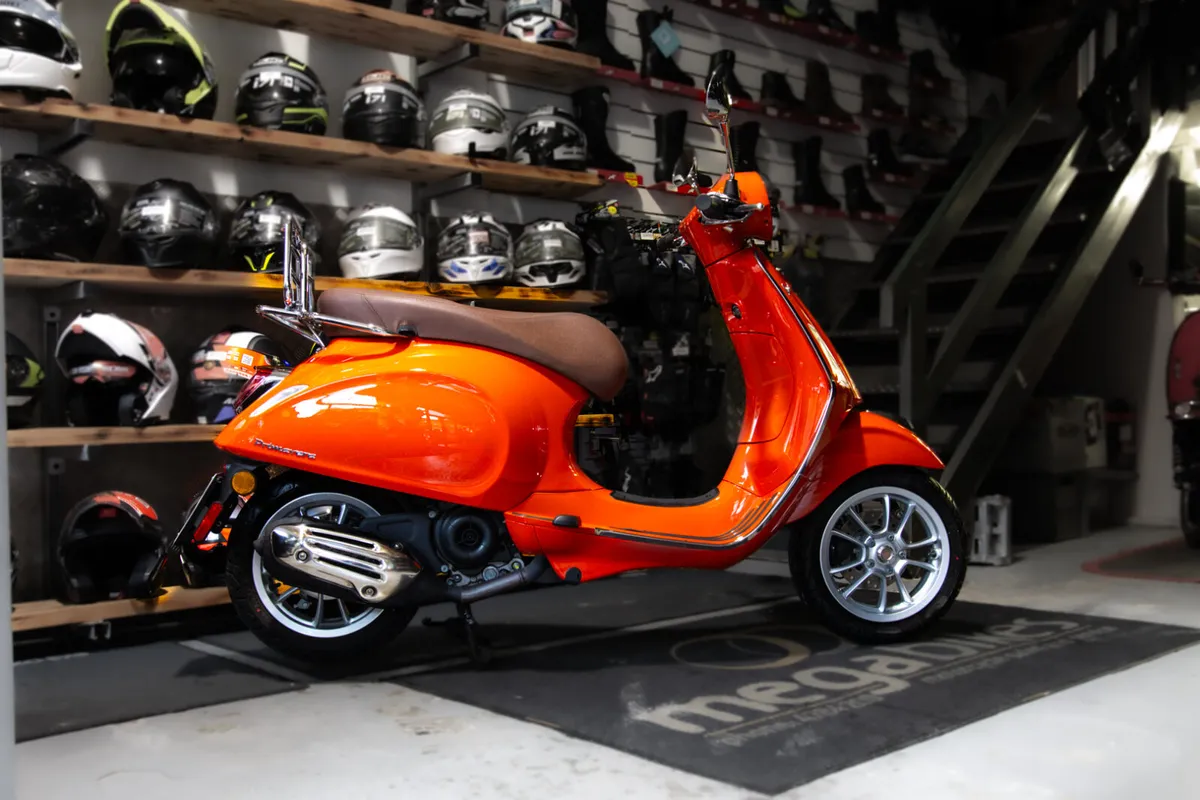 Vespa Primavera 49cc 2024 - Image 4