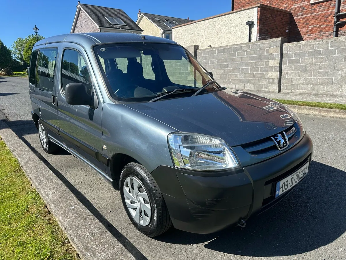 Peugeot Partner Low Miles 31K €1800 - Image 1