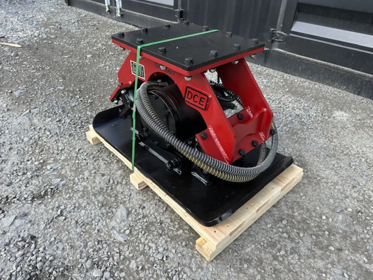 Hydraulic Plate Compactor **Online Auction** - Image 4