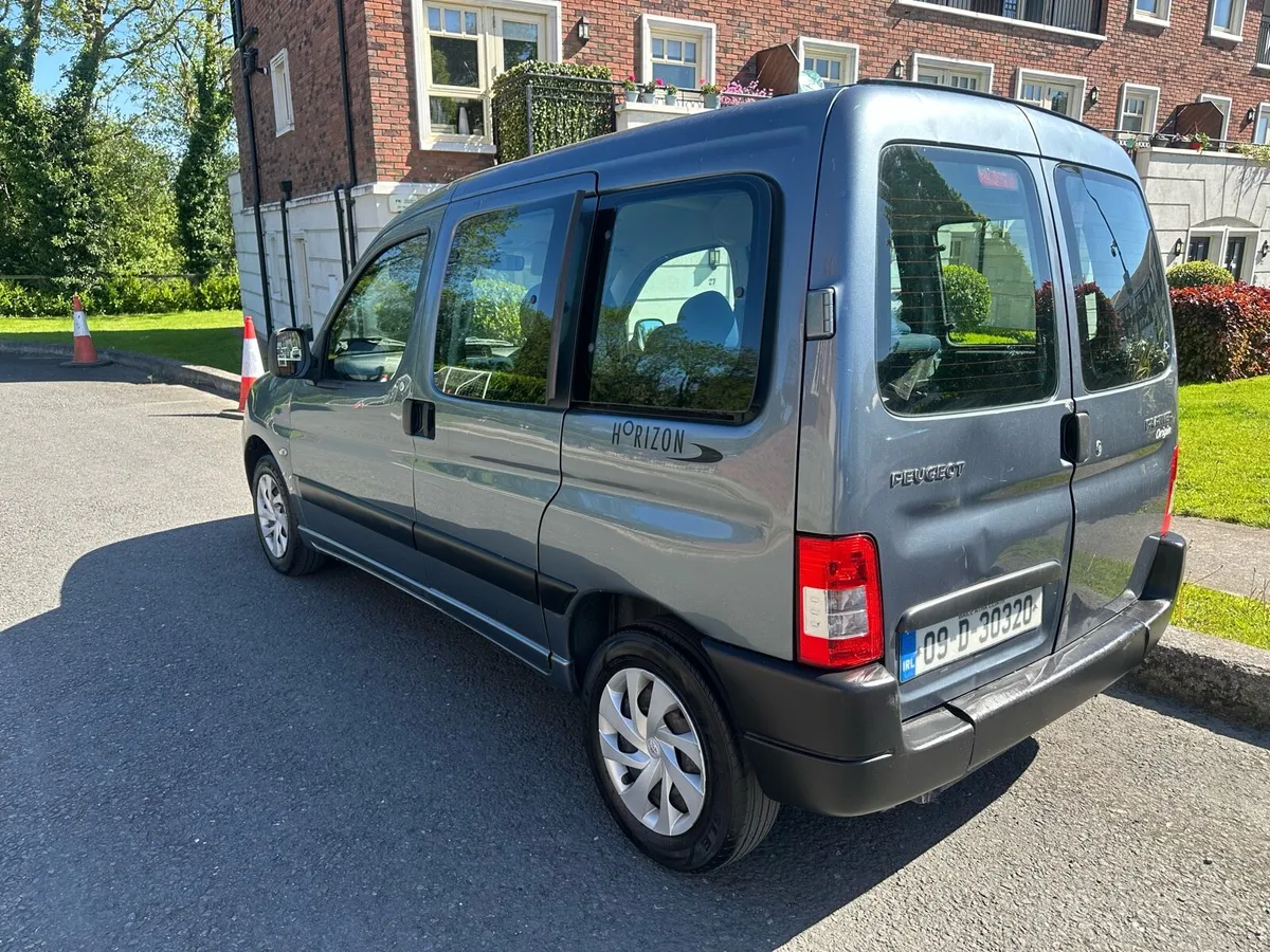 Peugeot Partner Low Miles 31K €1800 - Image 4