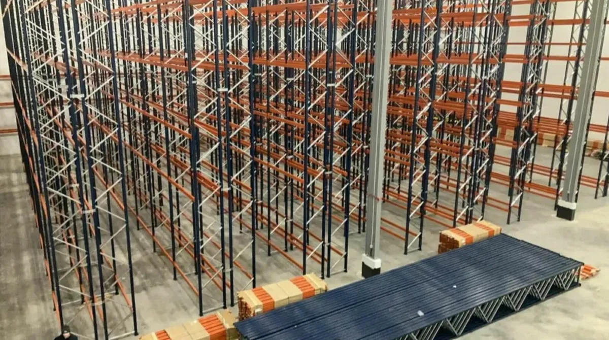 Large quantitie of new & used pallet racking - Image 3