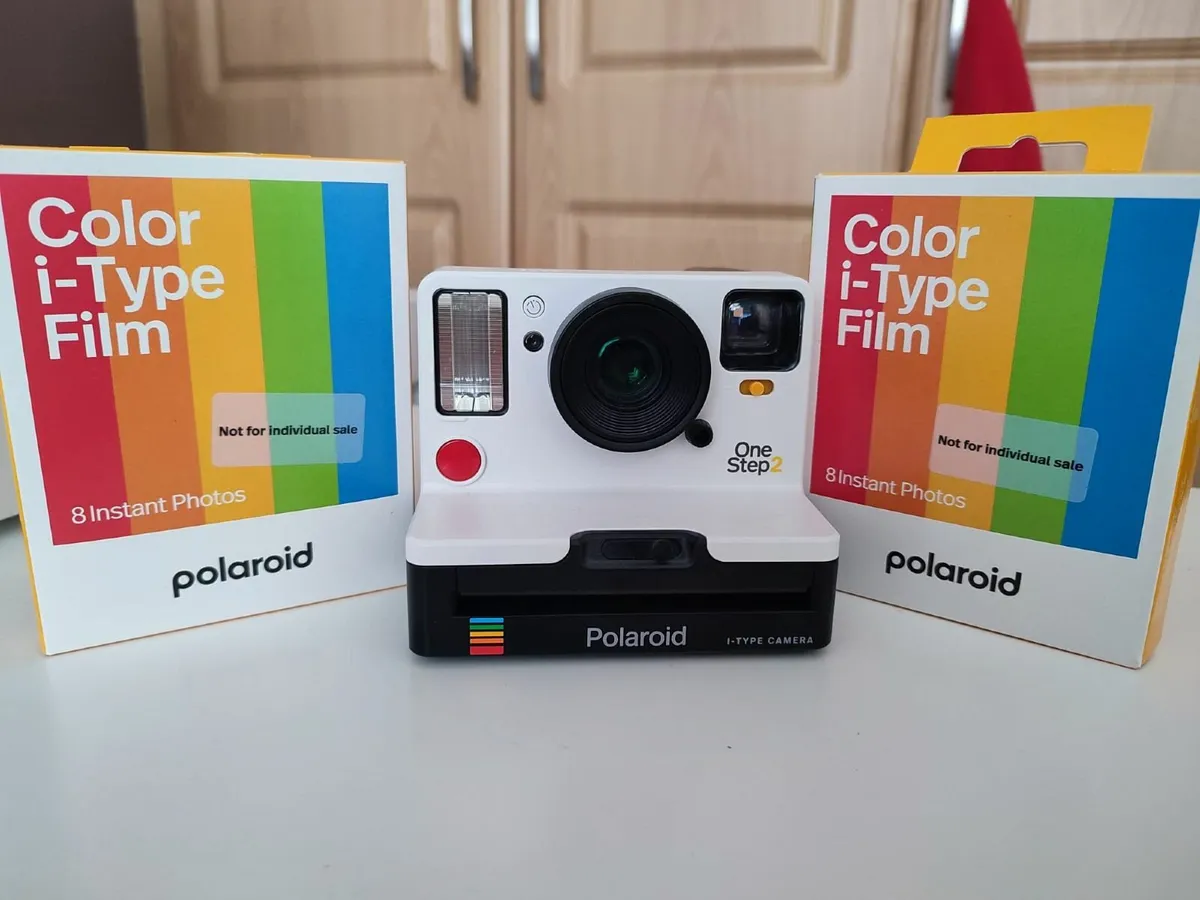 Polaroid OneStep 2 Viewfinder Instant Film Camera