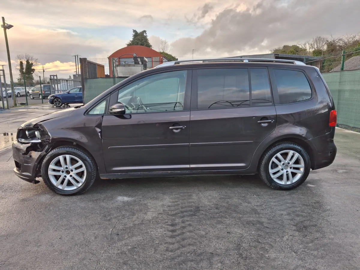 2013 VW Touran 7 Seater 1.6L TDI - Image 4