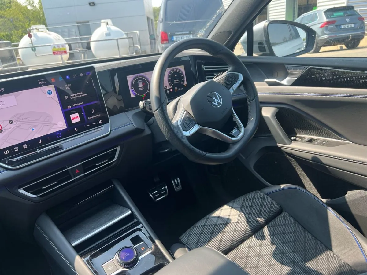 Volkswagen Tiguan R-line 2.0tdi 150HP Auto - Image 3