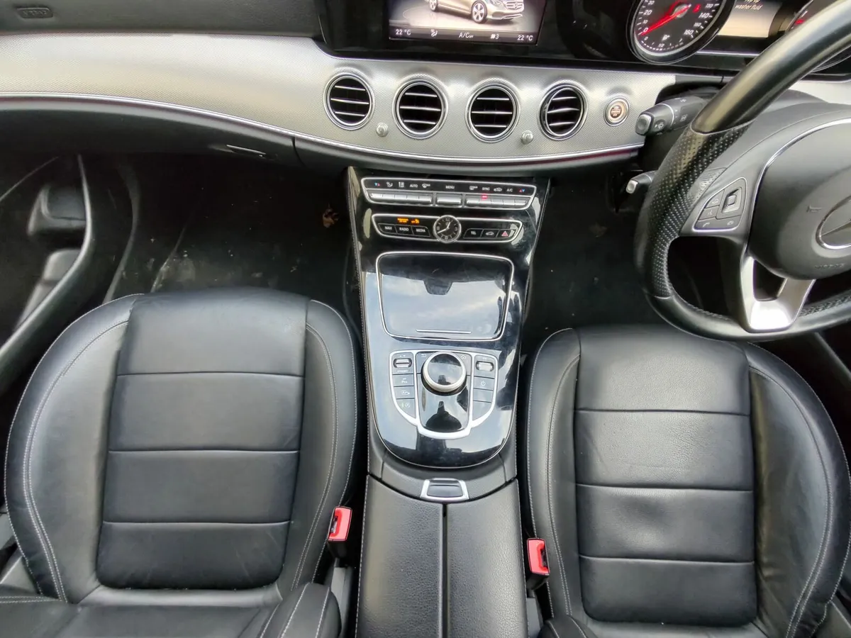 Mercedes E220 AUTOMATIC - Image 4