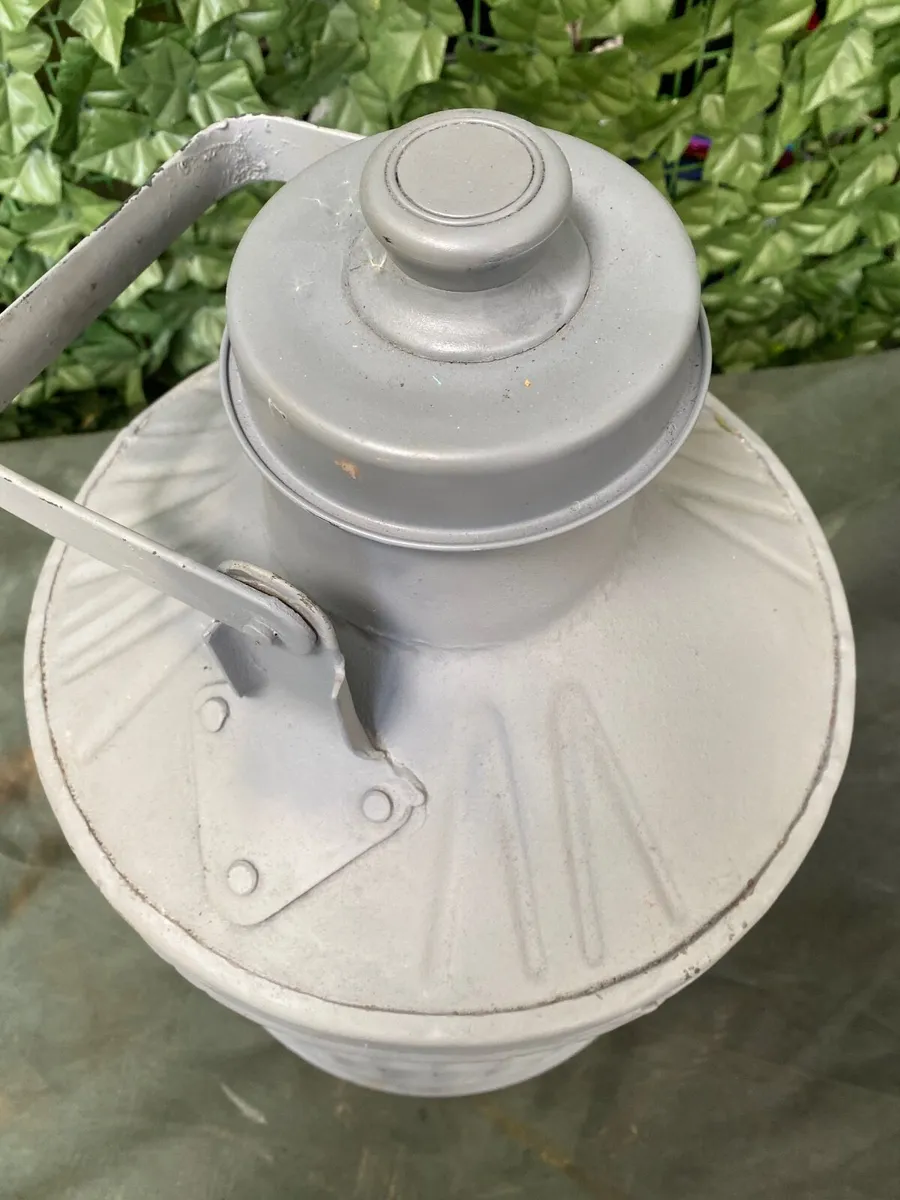 Milk churn garden feature - Image 3