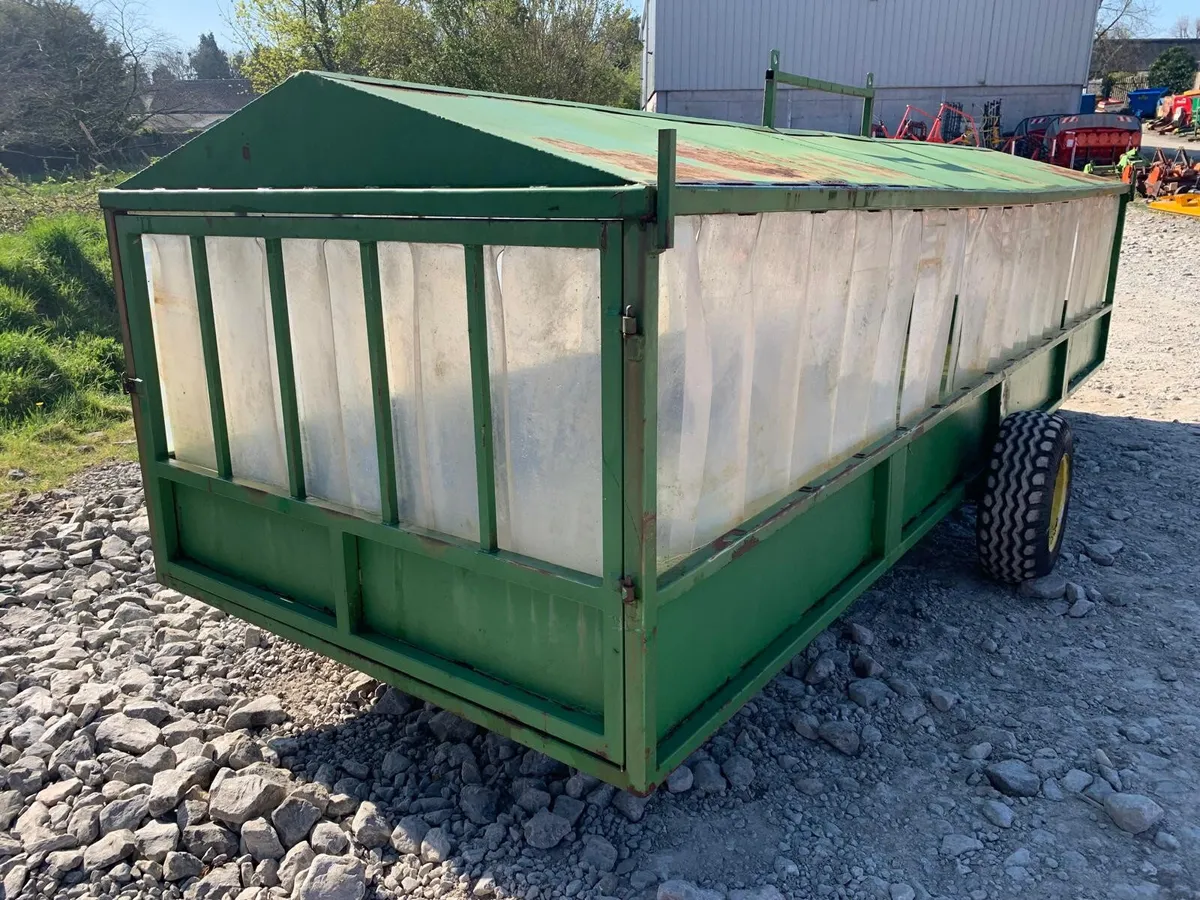 FEEDING TRAILER 20' X 6' - Image 2