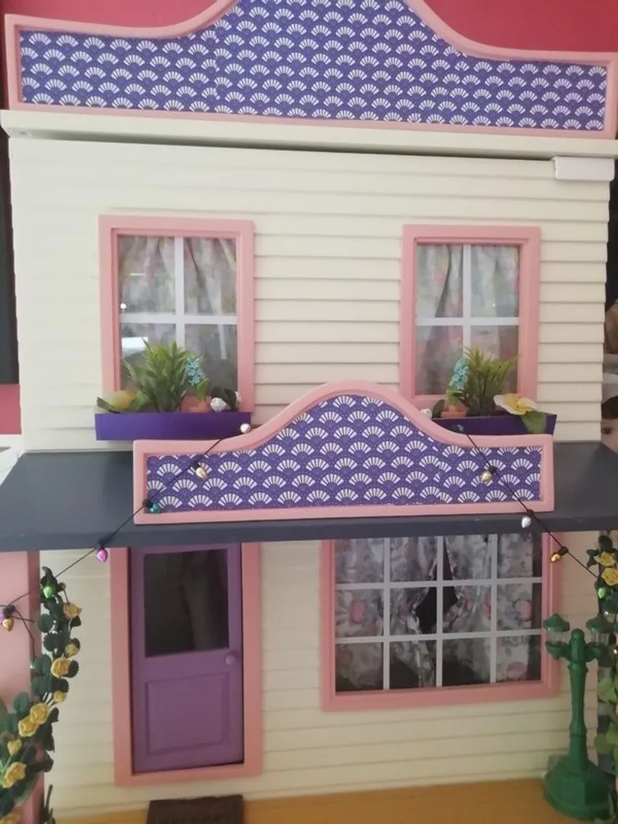 Beautiful Dolls House - Price  Further Reduced! - Image 1