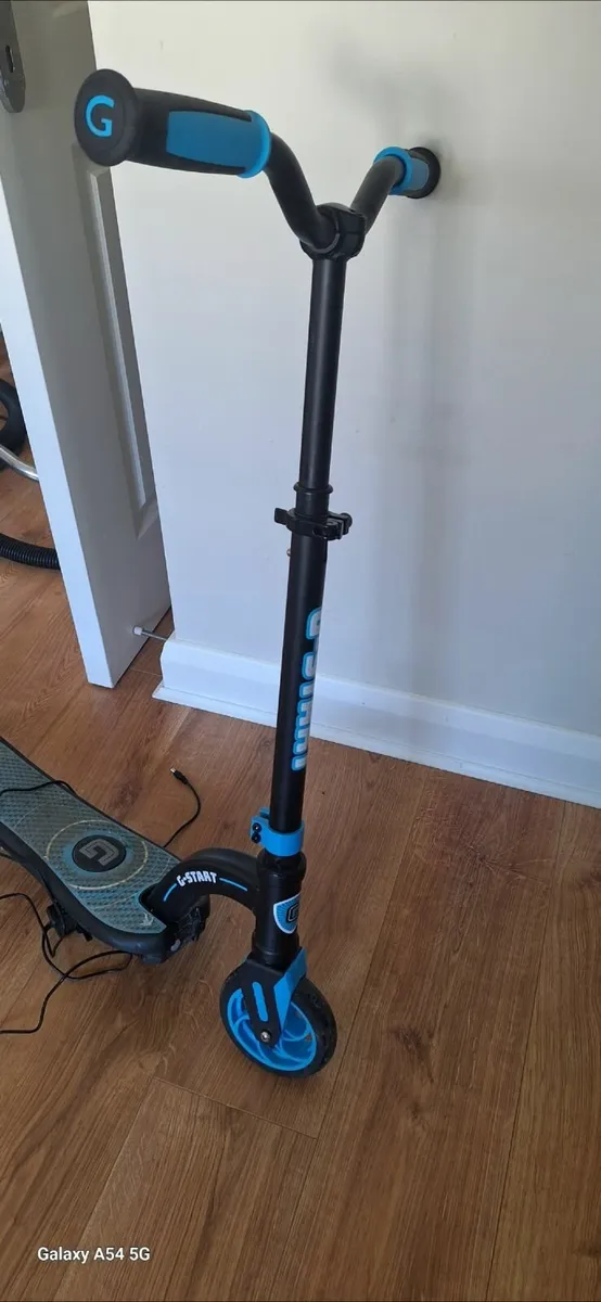 Electric scooter - Image 3