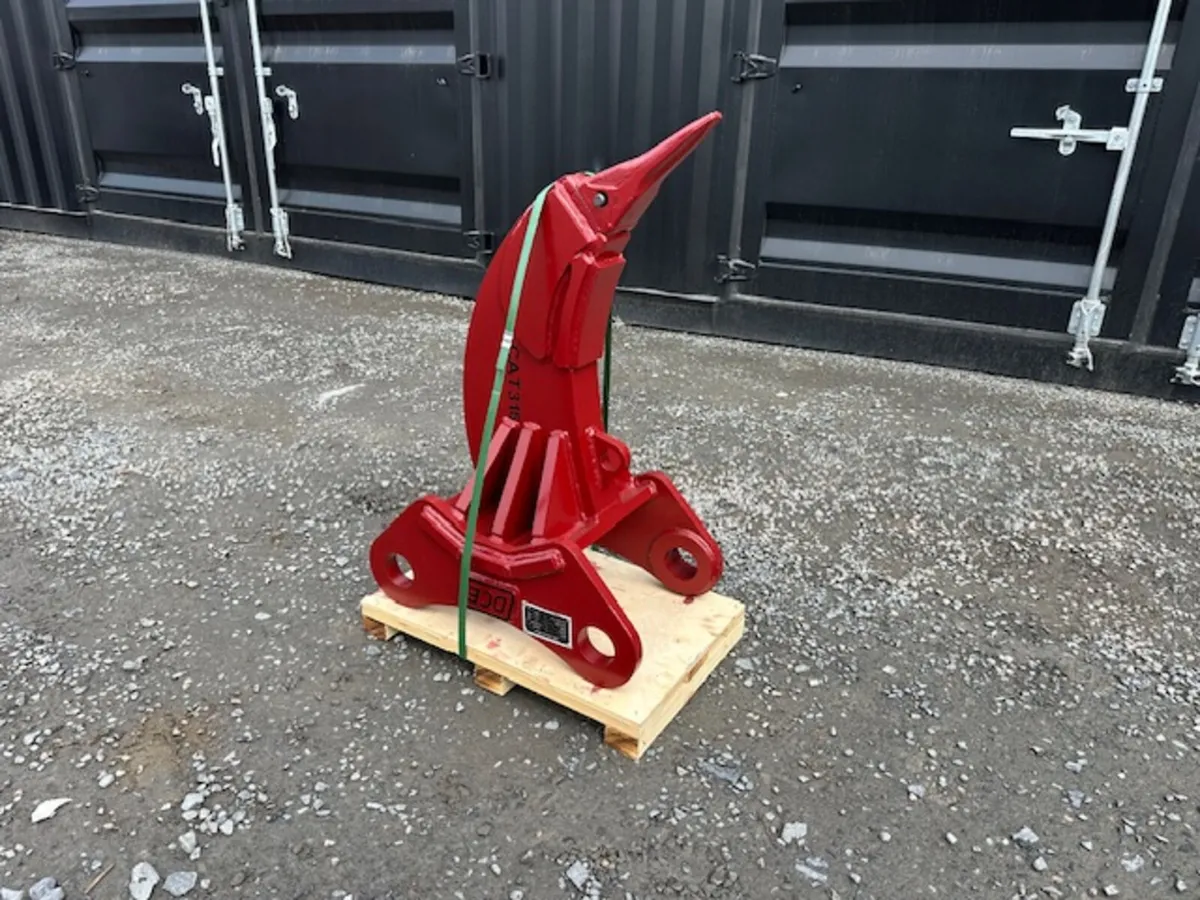 New Excavator Ripper **Online Auction** - Image 1