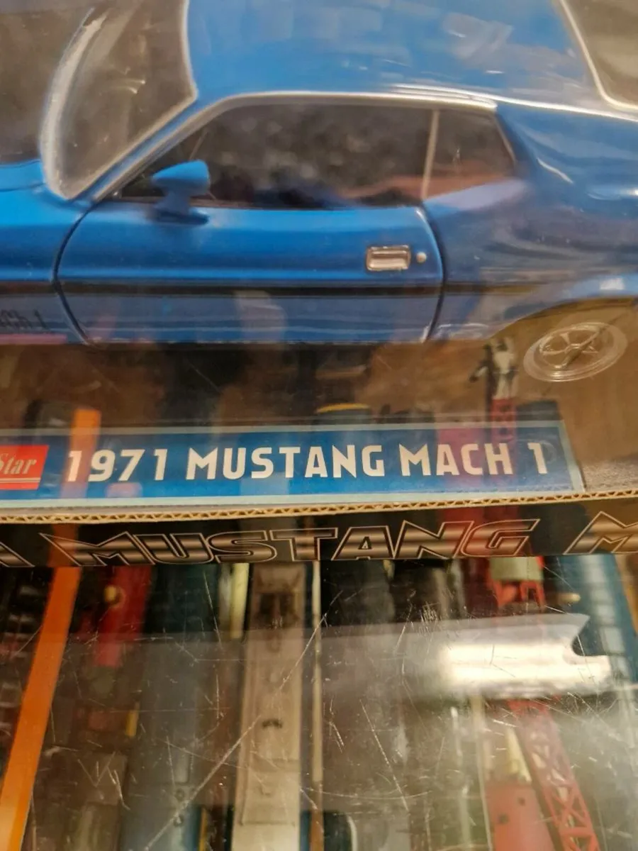 Corgi Sunstar Ford Mustang 1.18 - Image 4
