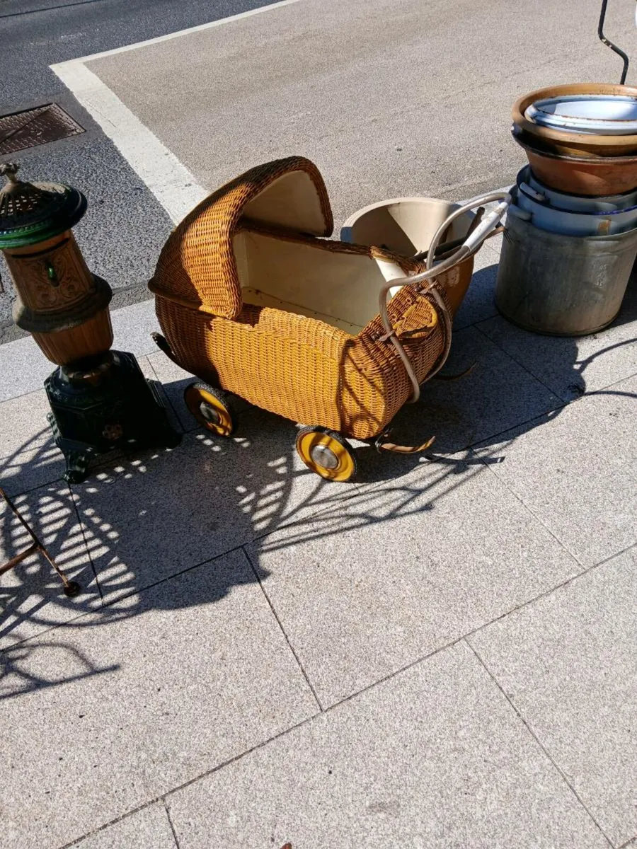 Vintage cane dolls Pram - Image 4