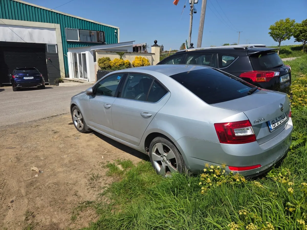 151Skoda Octavia - Image 3