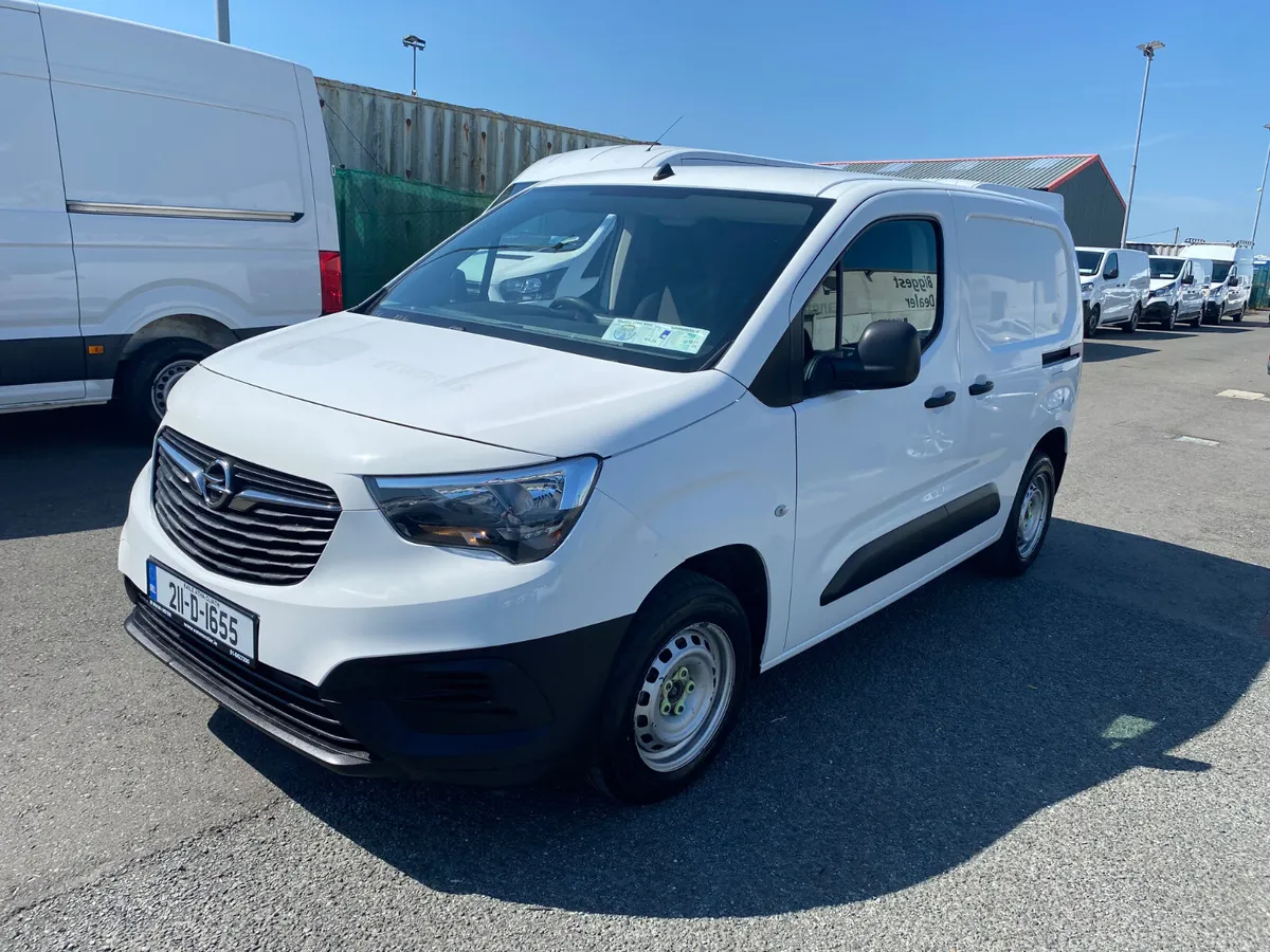2021 Opel Combo 1.5 75BHP - Image 3