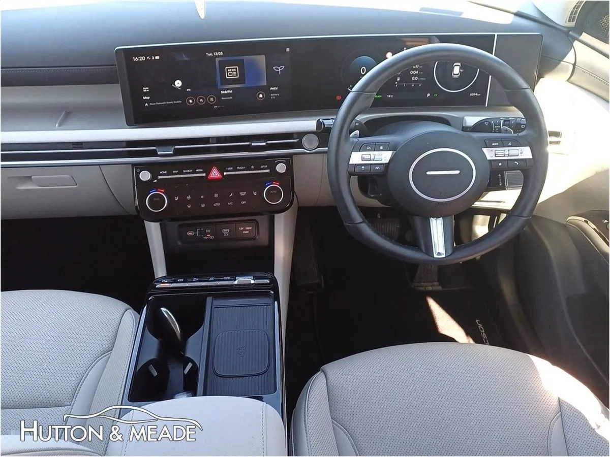 Hyundai Tucson Platinum Phev 1.6 Petrol 5dr - Image 4