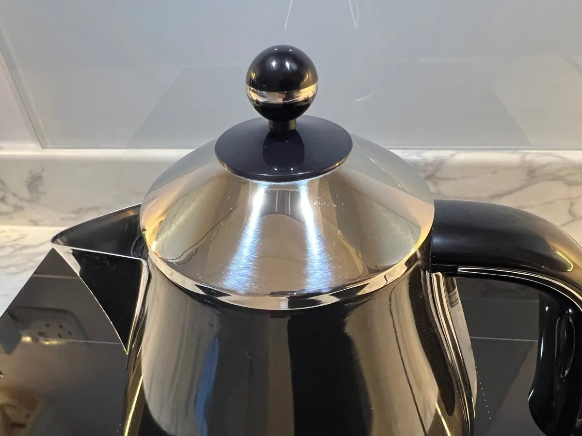 Delonghi Icona Micalite 1.7L Kettle - Image 2