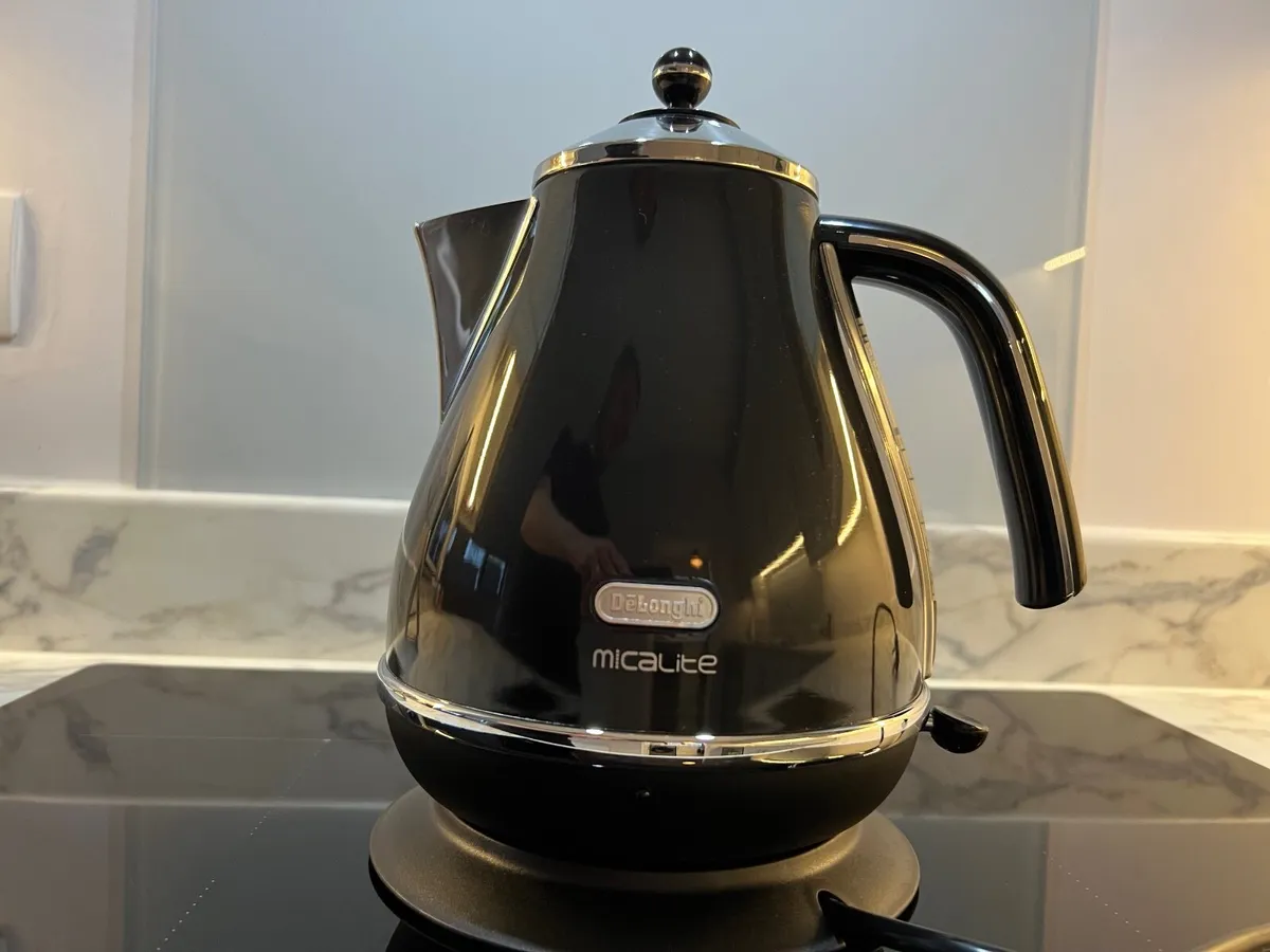 Delonghi Icona Micalite 1.7L Kettle - Image 3