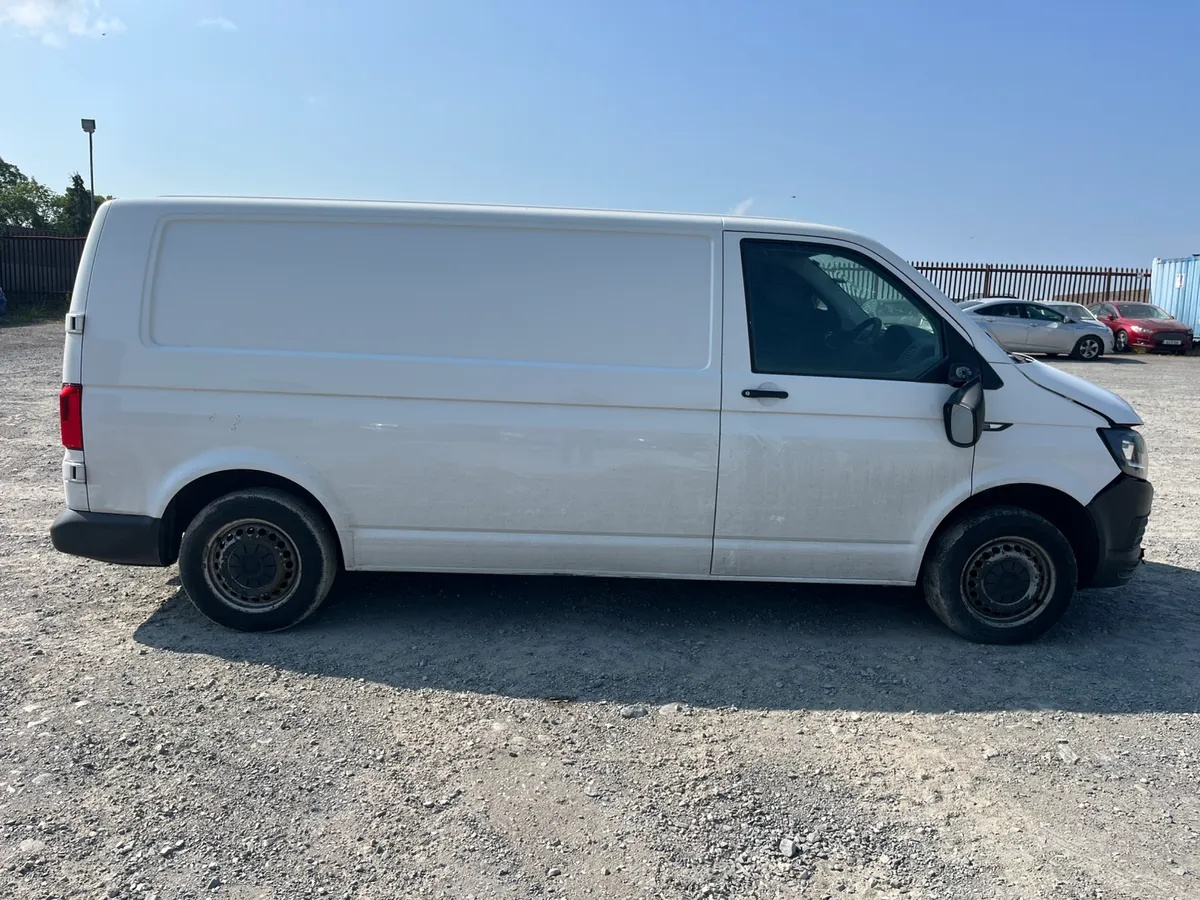 2019, VW Transporter - Image 2