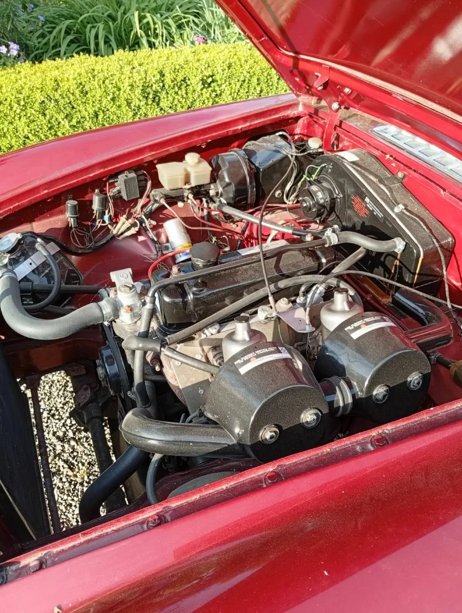 MG MGB 1977 - Image 3