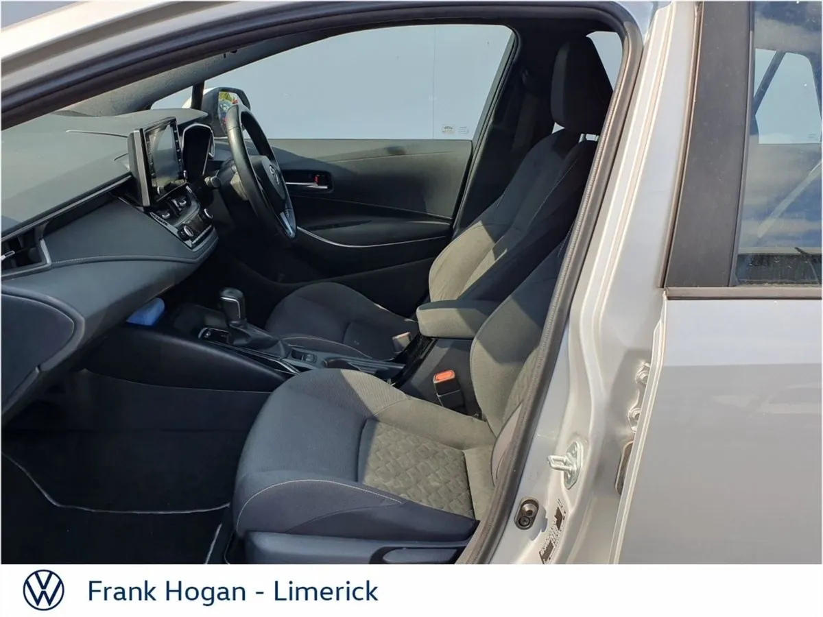Toyota Corolla 1.8 Hybrid Luna Call Cormac on 086 - Image 4