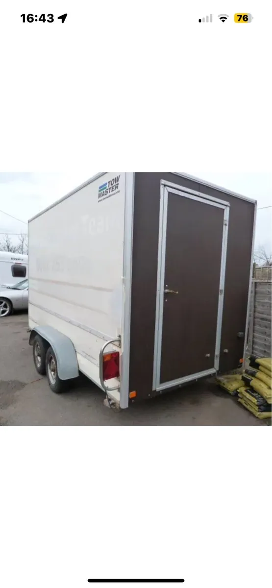 Twin wheel box trailor - Image 2