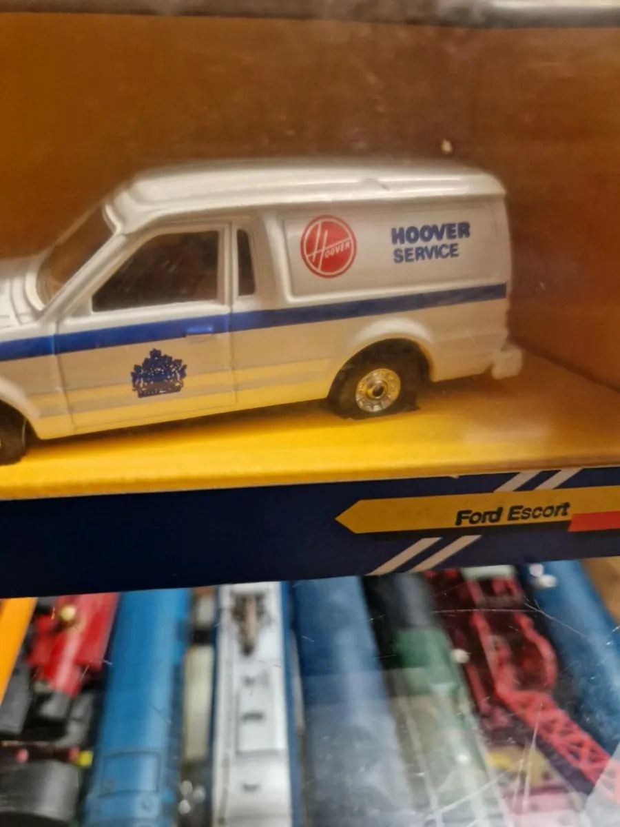 Corgi Ford Escort Van - Image 3