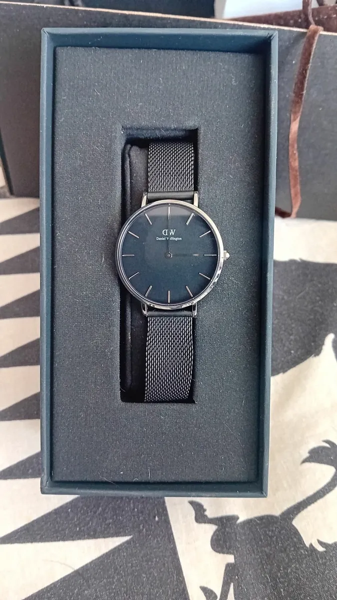 Ladies Watch Daniel Wellington - Image 1