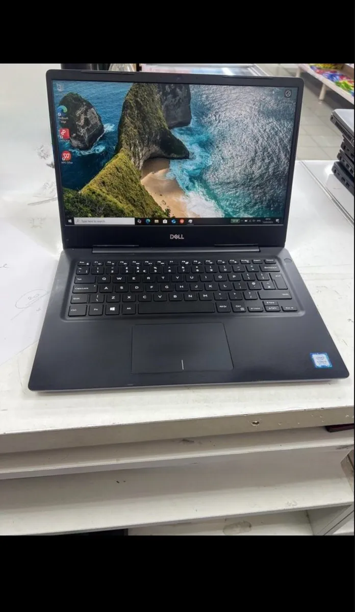 Dell Vostro 5481 i5 - Image 1