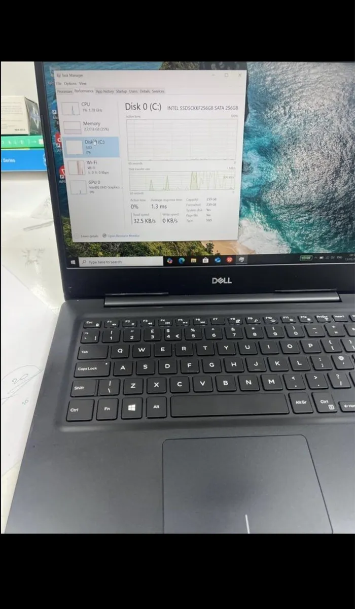 Dell Vostro 5481 i5 - Image 4