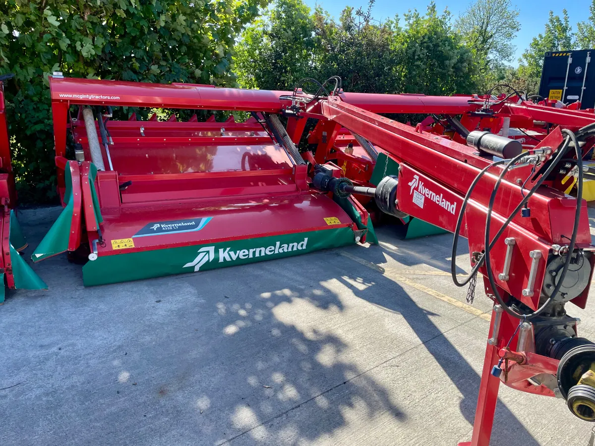 2022 Kverneland 4332LT