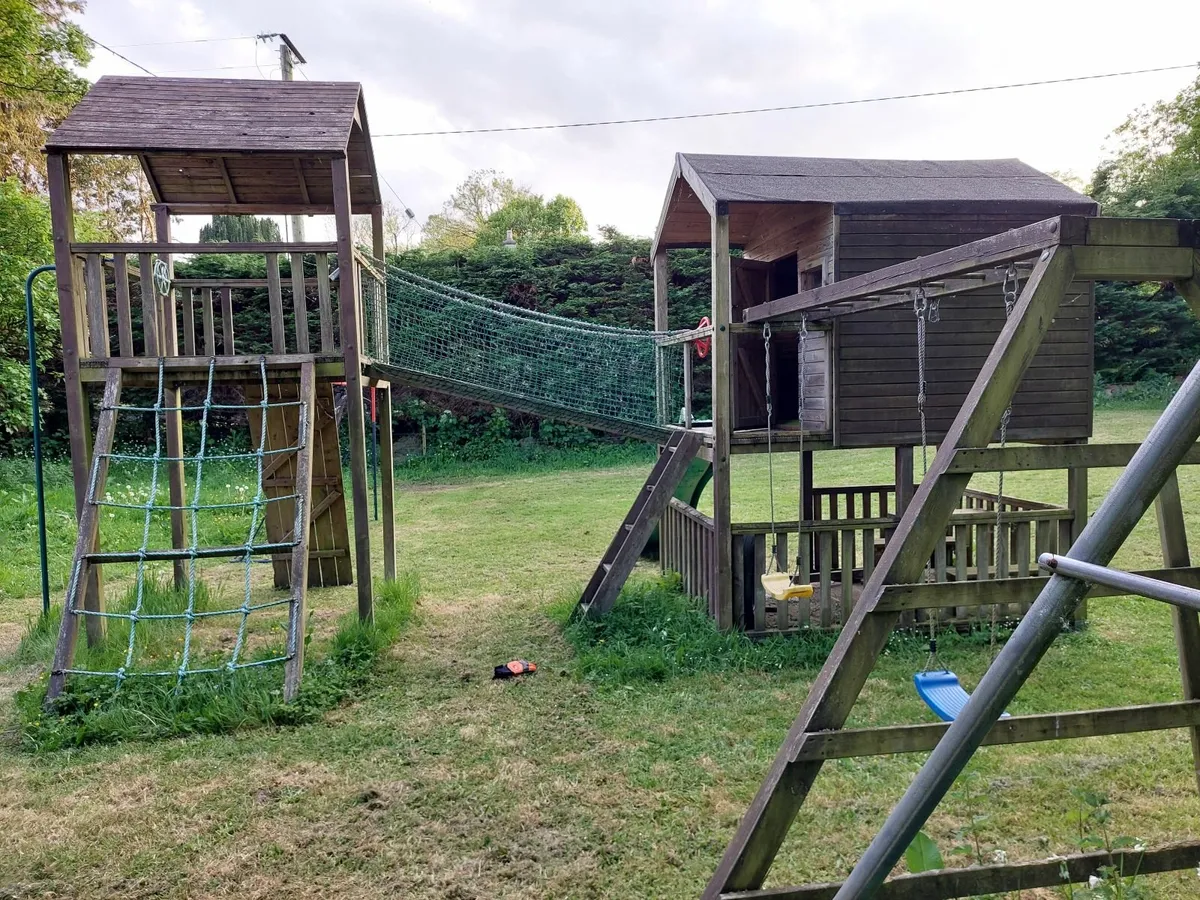 Large climbing frame - Image 3