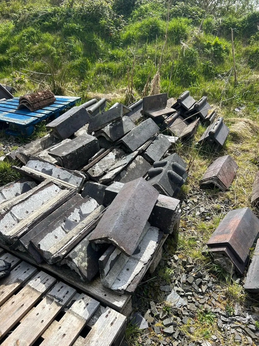 Selection of ridge caps - Image 4