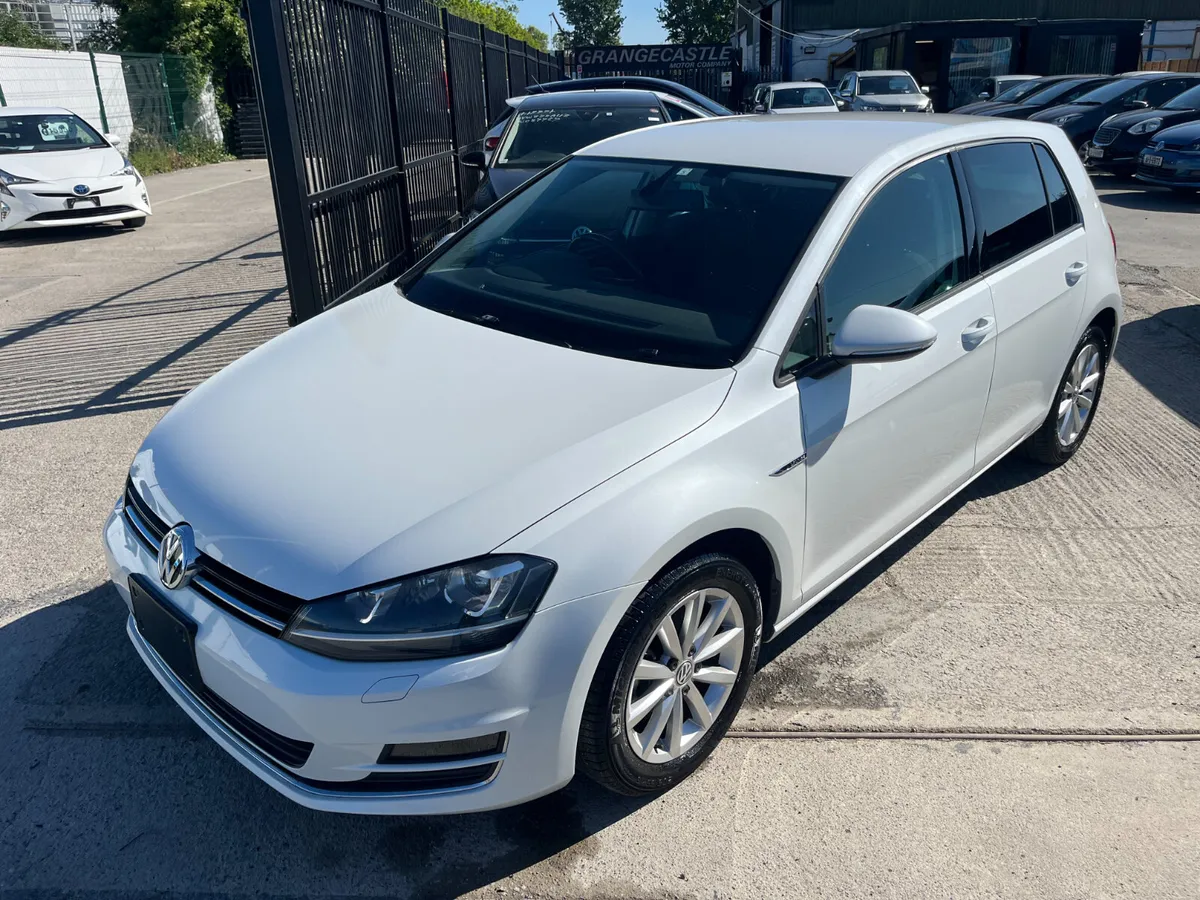 VOLKSWAGEN GOLF 2015, 1.2 TSI 5DR AUTO LOW KMS - Image 2