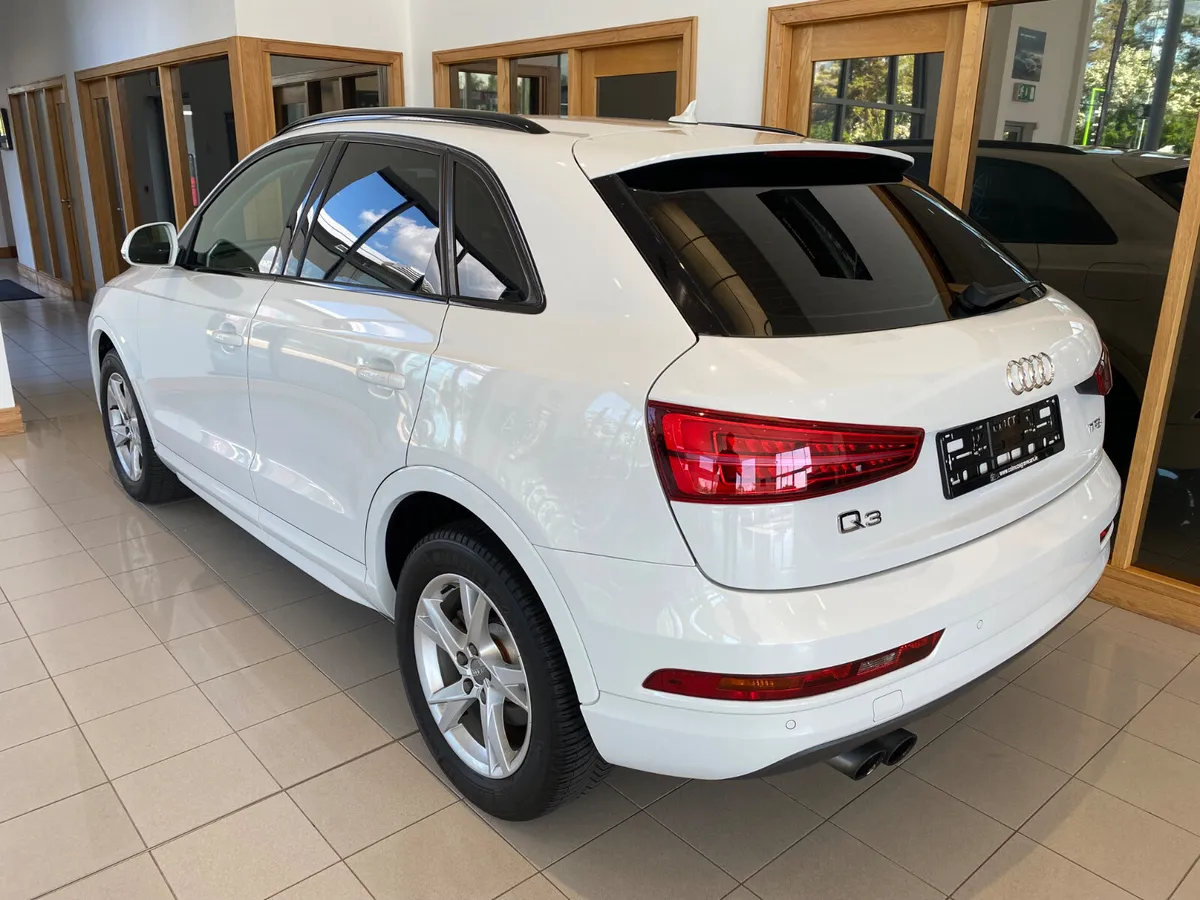 Audi Q3 2016 - Image 4