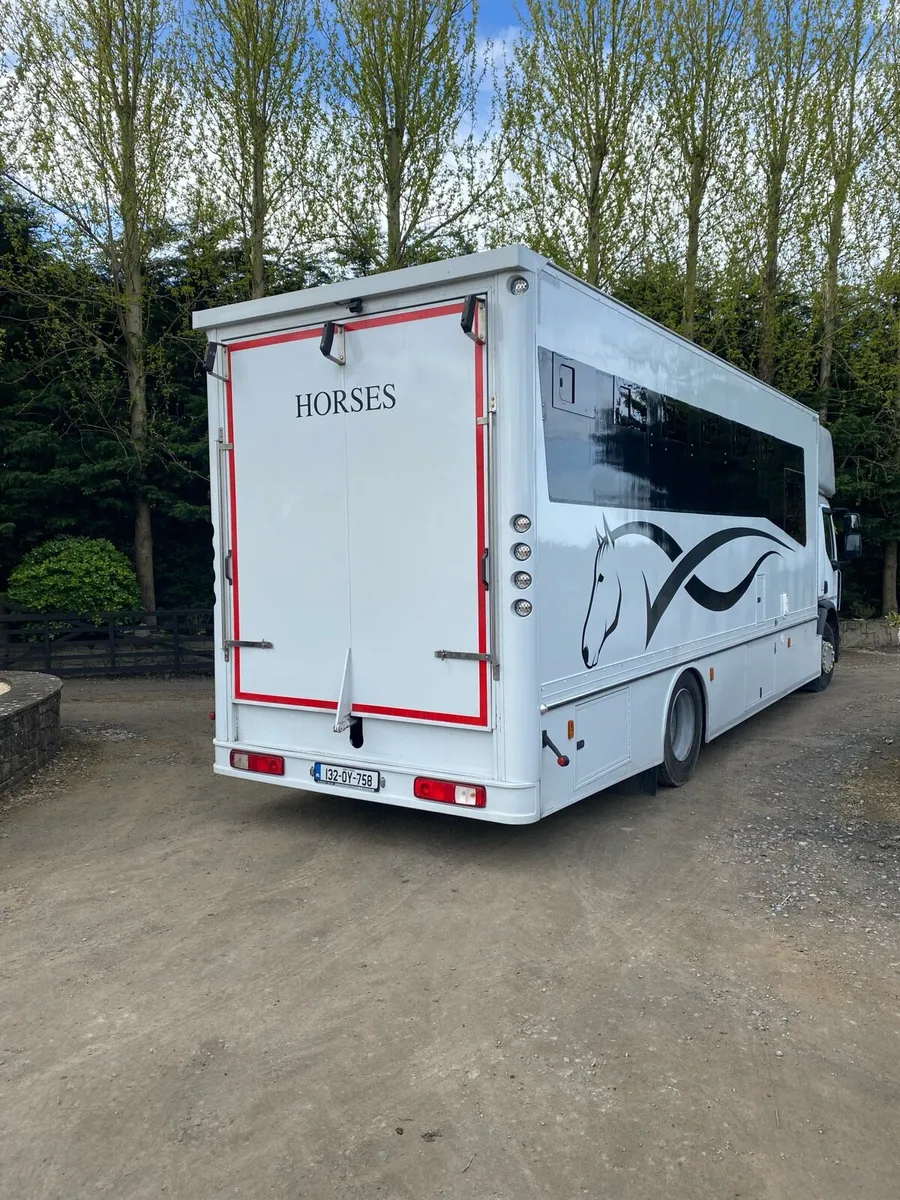 132 Renault horse truck - Image 2