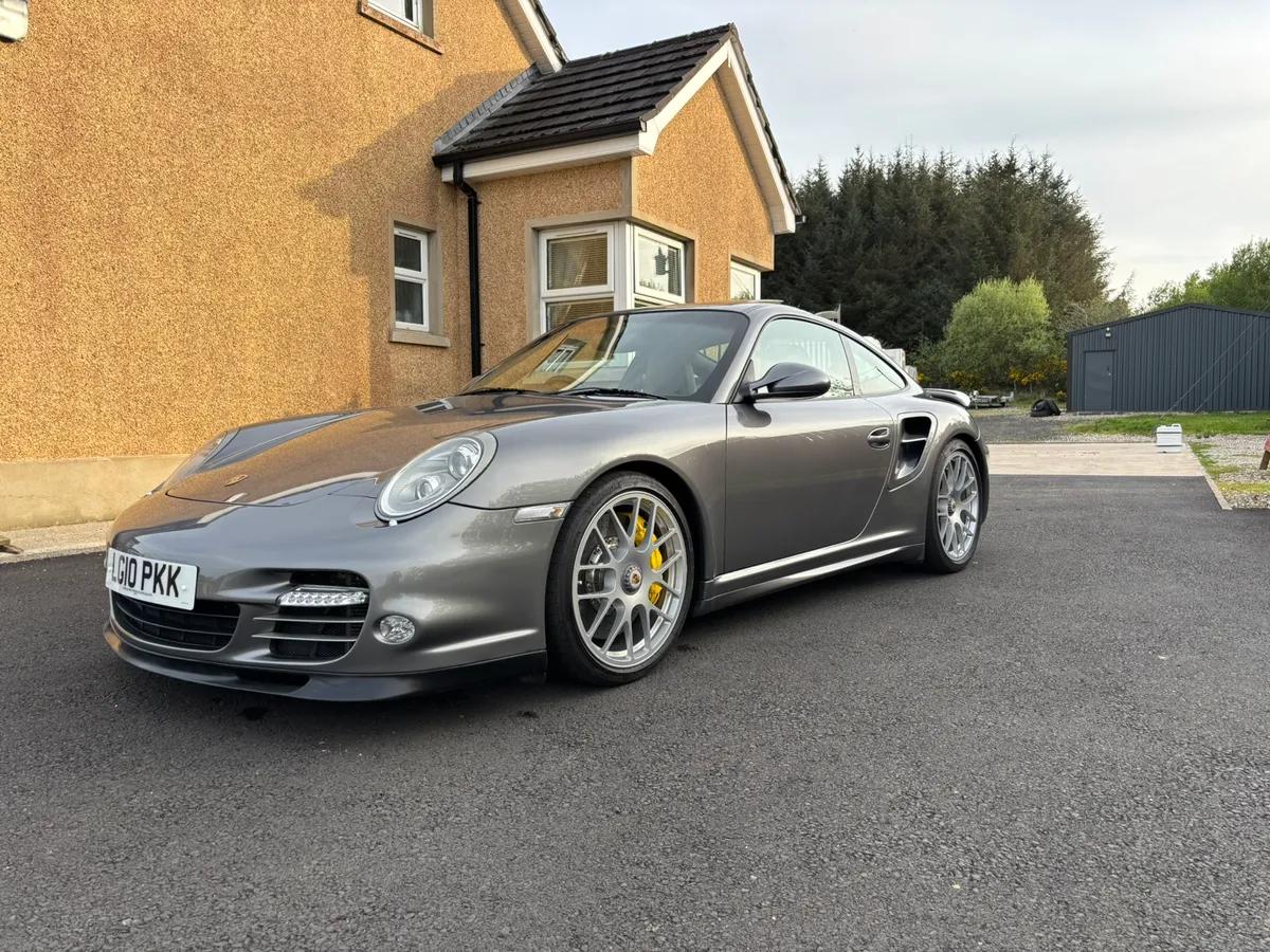 Porshe 911 997 Gen2 turbo s - Image 2