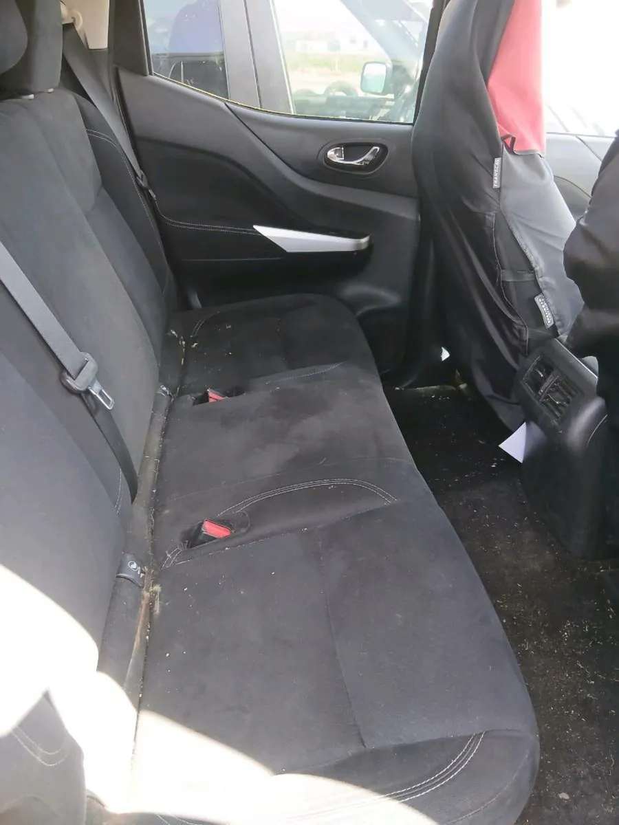 Nissan navara - Image 2
