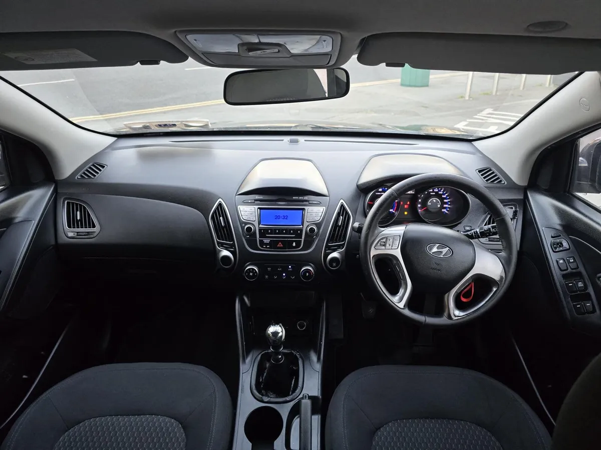 Hyundai ix35 2011 - Image 2