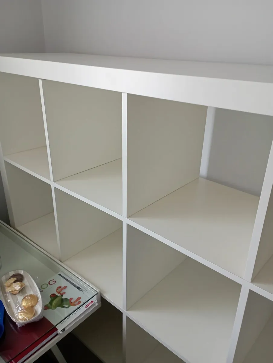 IKEA kallax - 4 x 4 shelves - Image 1