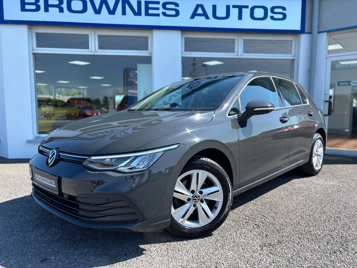 2022 Volkswagen Golf 1.5 TSI iLife model - Image 2