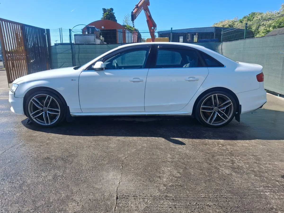 2012 Audi A4 2.0TDi S -LINE - Image 3