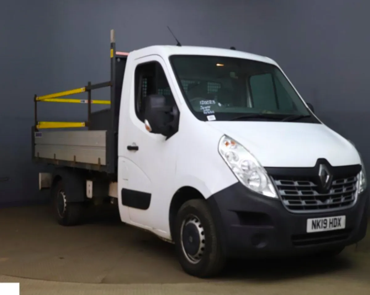 2019 Renault Master Tipper €13750 ON IRISH REG - Image 1