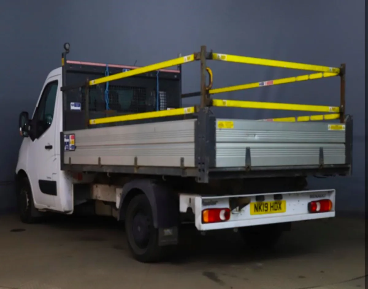 2019 Renault Master Tipper €13750 ON IRISH REG - Image 4