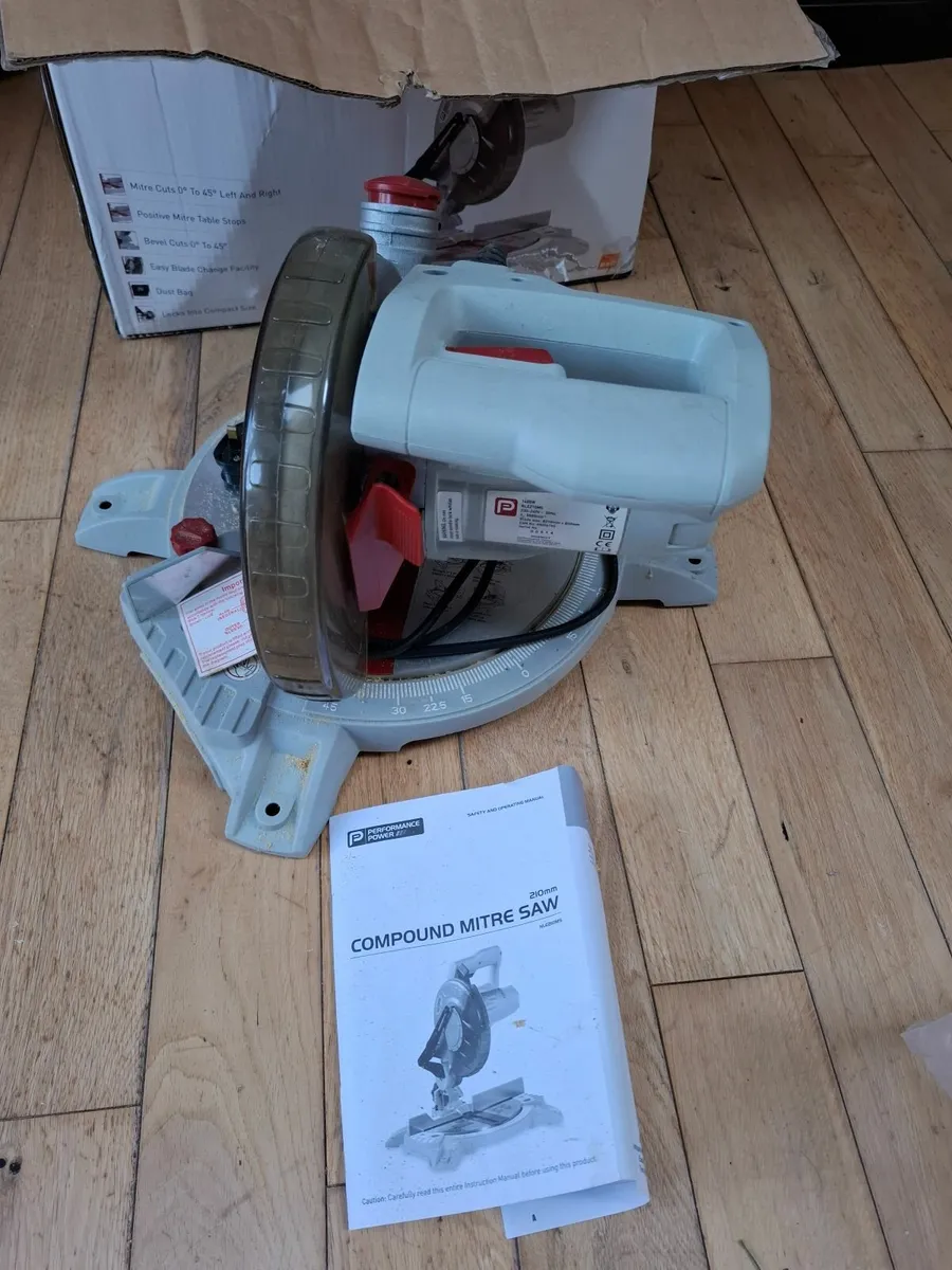 Mitre saw - Image 1