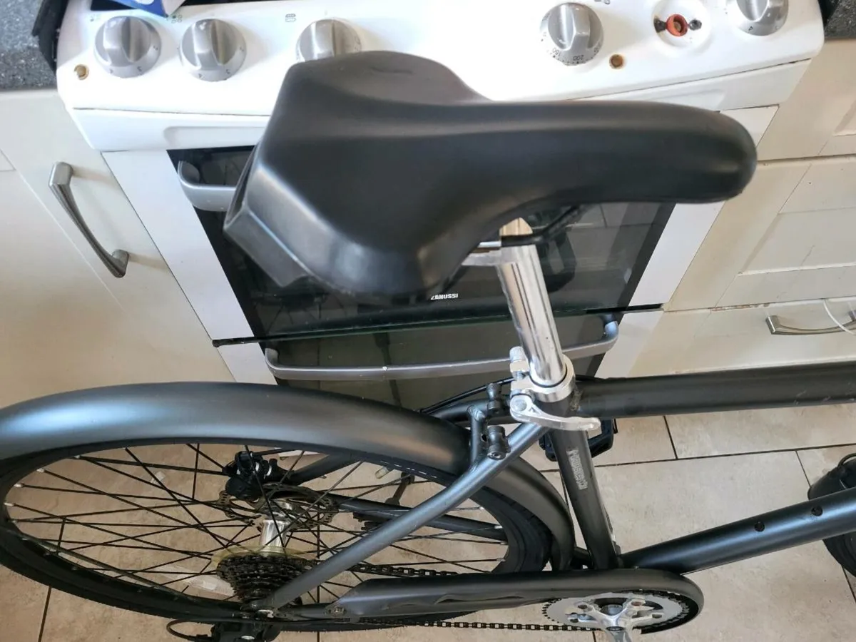Bike Mens hybrid bike - Image 3
