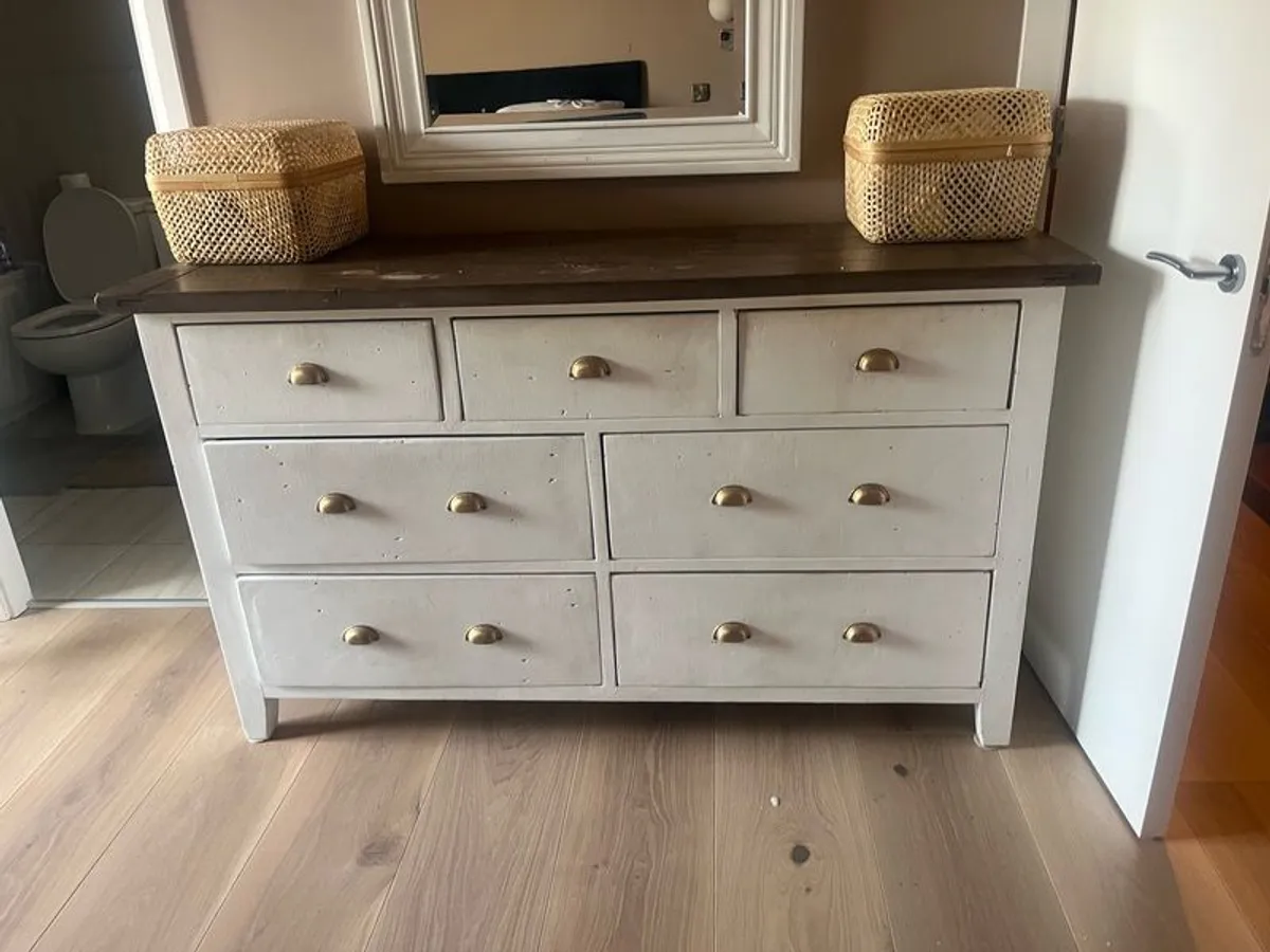 Bedroom Furniture Set (Dresser, lockers, table, mirror) - Image 1