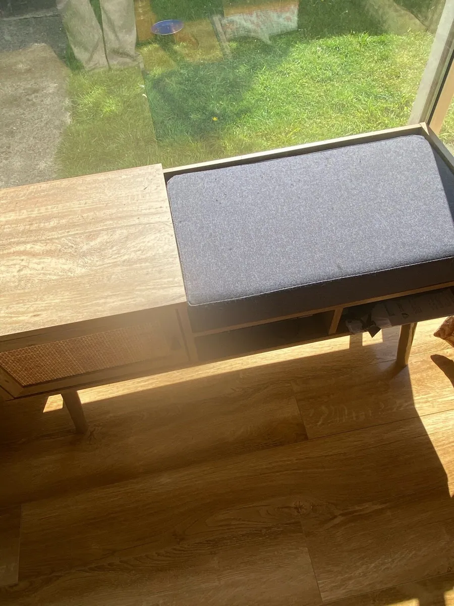 Hall/ Telephone chair - Image 3